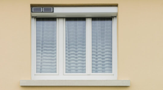 Volets roulants solaires
