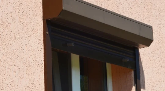 volet-roulant-et-durabilite-quels-choix-pour-une-installation-perenne